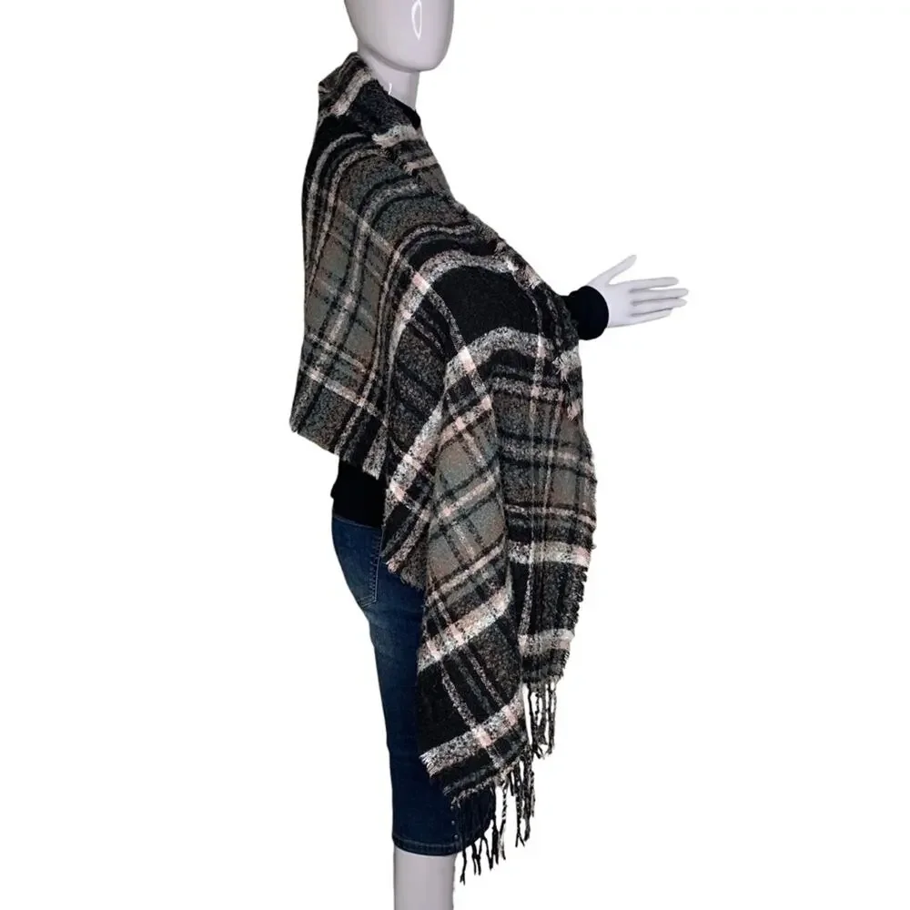 Steve Madden Plaid Fringe Scarf/Warp Black Pink White Gray